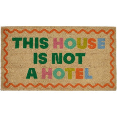 FISURA ΠΑΤΑΚΙ THIS HOUSE IS NOT A HOTEL