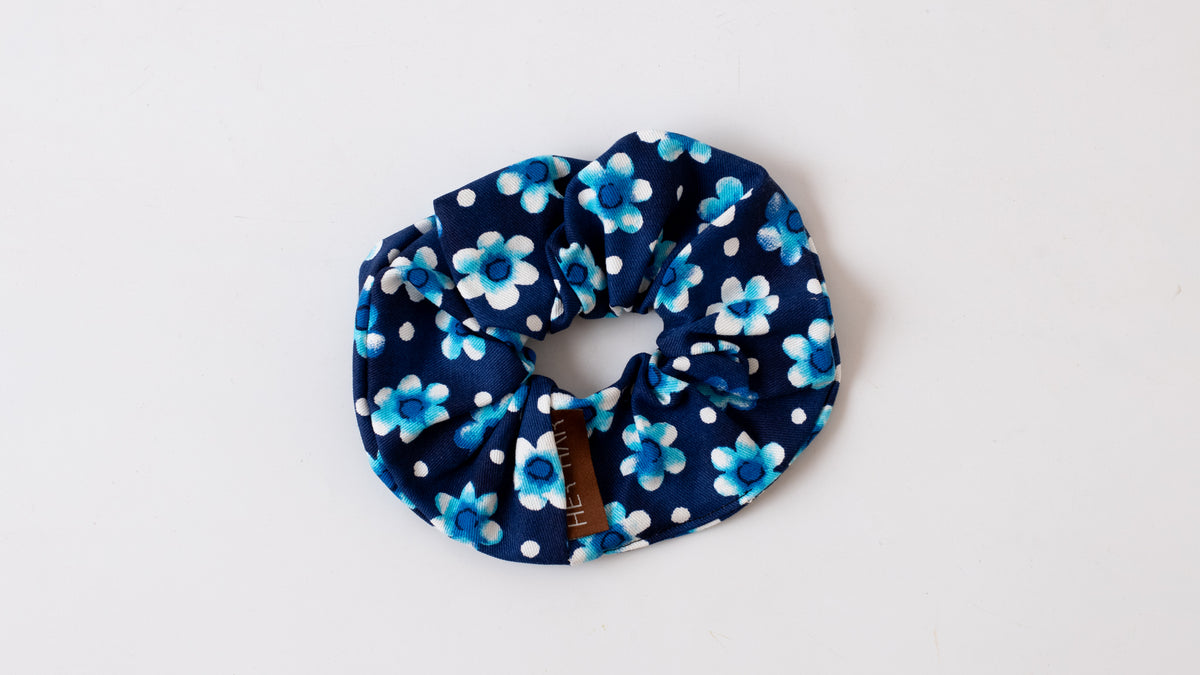 Blue Daisy